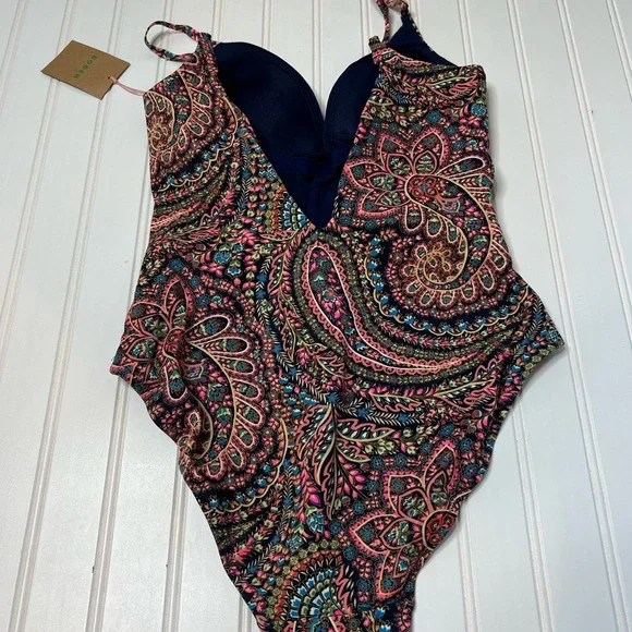 Boden Swimsuit One Piece V Neck Ruched Swim 6 Women NEW. 117 - Picture 5 of 5